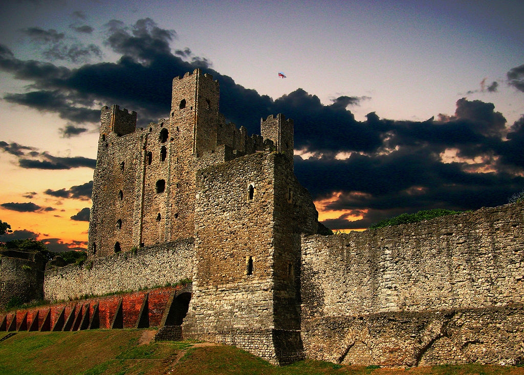 1024px-Rochester_Castle_edited-2.jpg