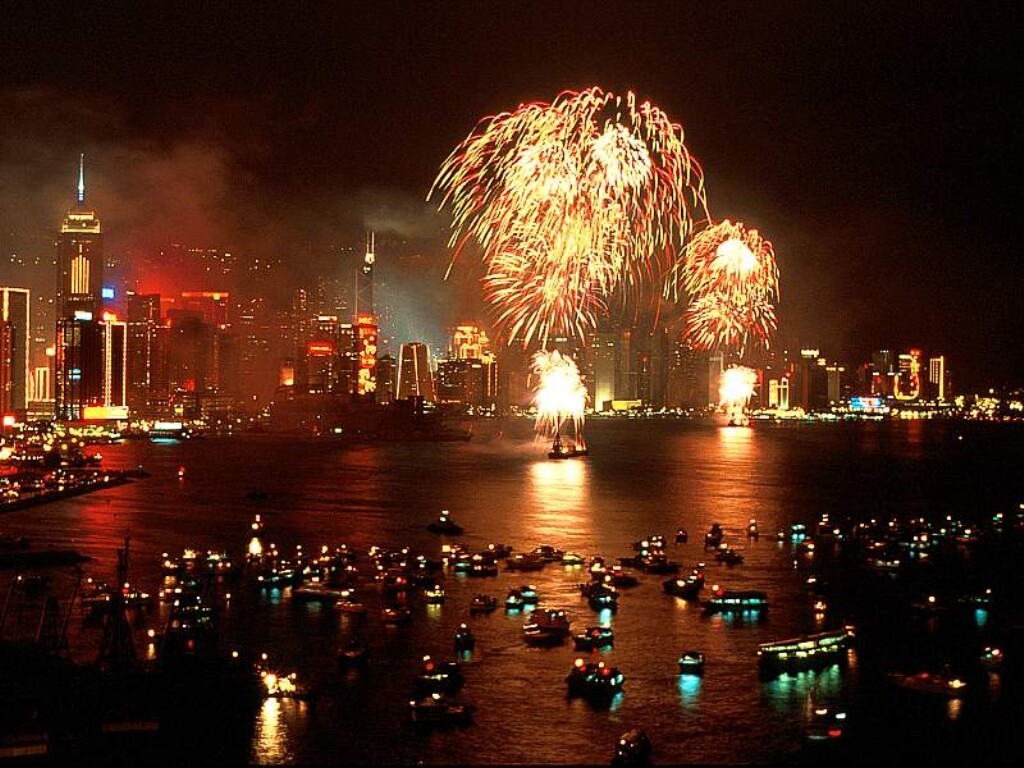 Chinese%20New%20Year%20Fireworks,%20Hong%20Kong.jpg