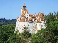 Bran_Draculas_Castle_Romania.jpg