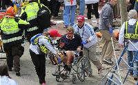 Boston_marathon_bo_2537210b.jpg