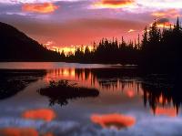 reflection_lake_at_sunrise.jpg